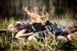 Valhal Outdoor Gietijzeren Dutch Oven Met Grill Deksel Ovaal 2 Liter -The Bastard image 285